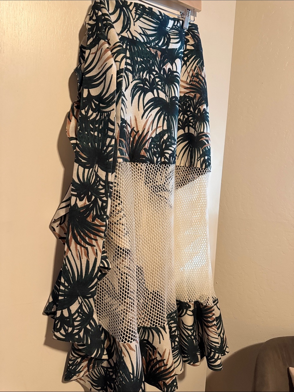 PatBO Green, Cream and Tan Tropical Print Top - Picture 6 of 7